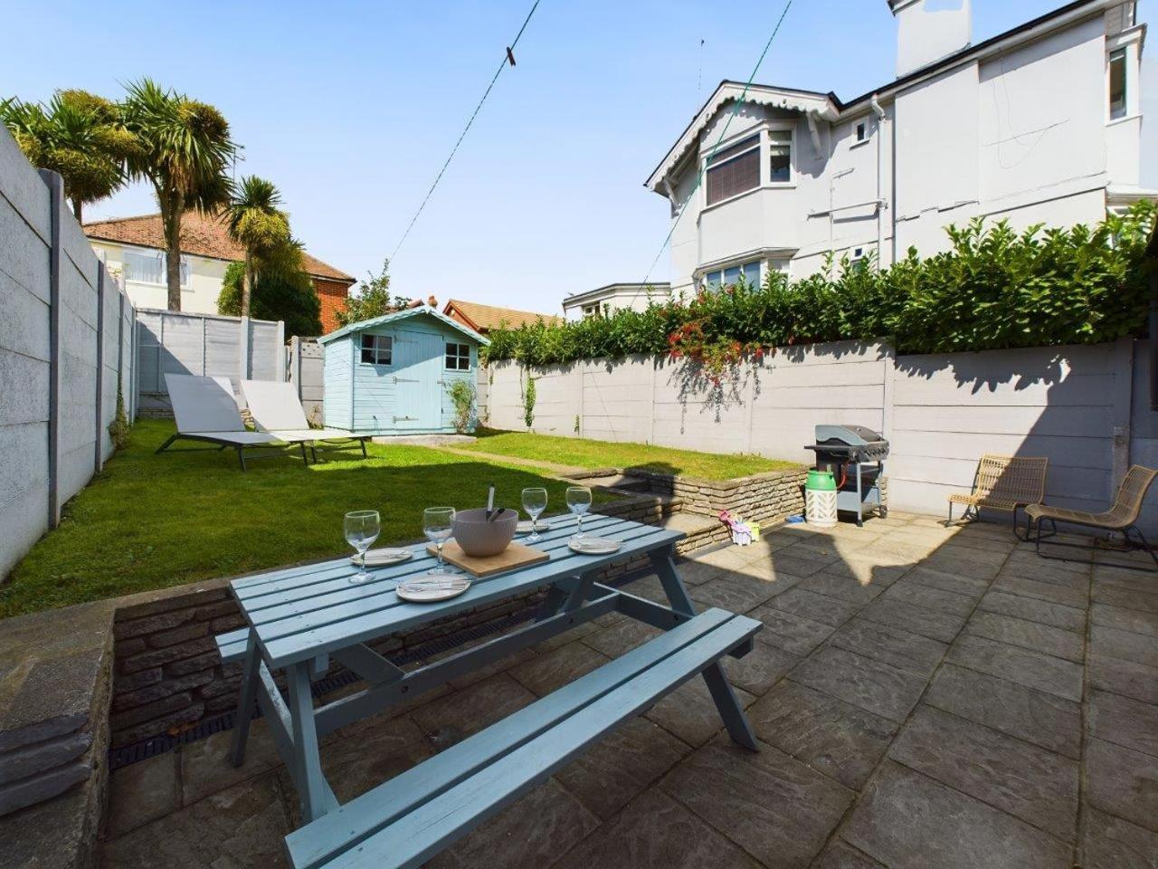 Stones Throw - Stunning House, Mins From Beach And Dogs Welcome Broadstairs Exterior foto